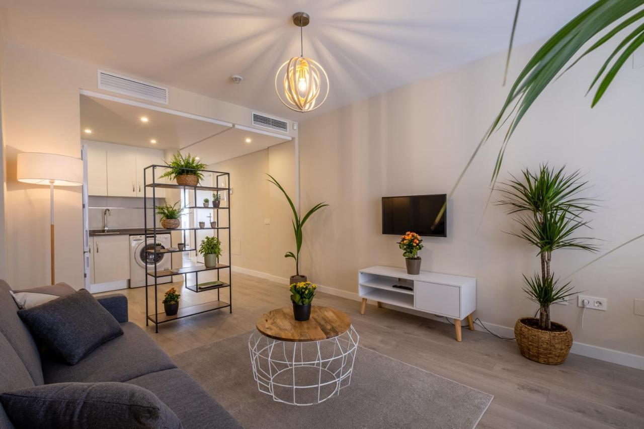 Juan De Austria Apartment Malaga Exterior photo